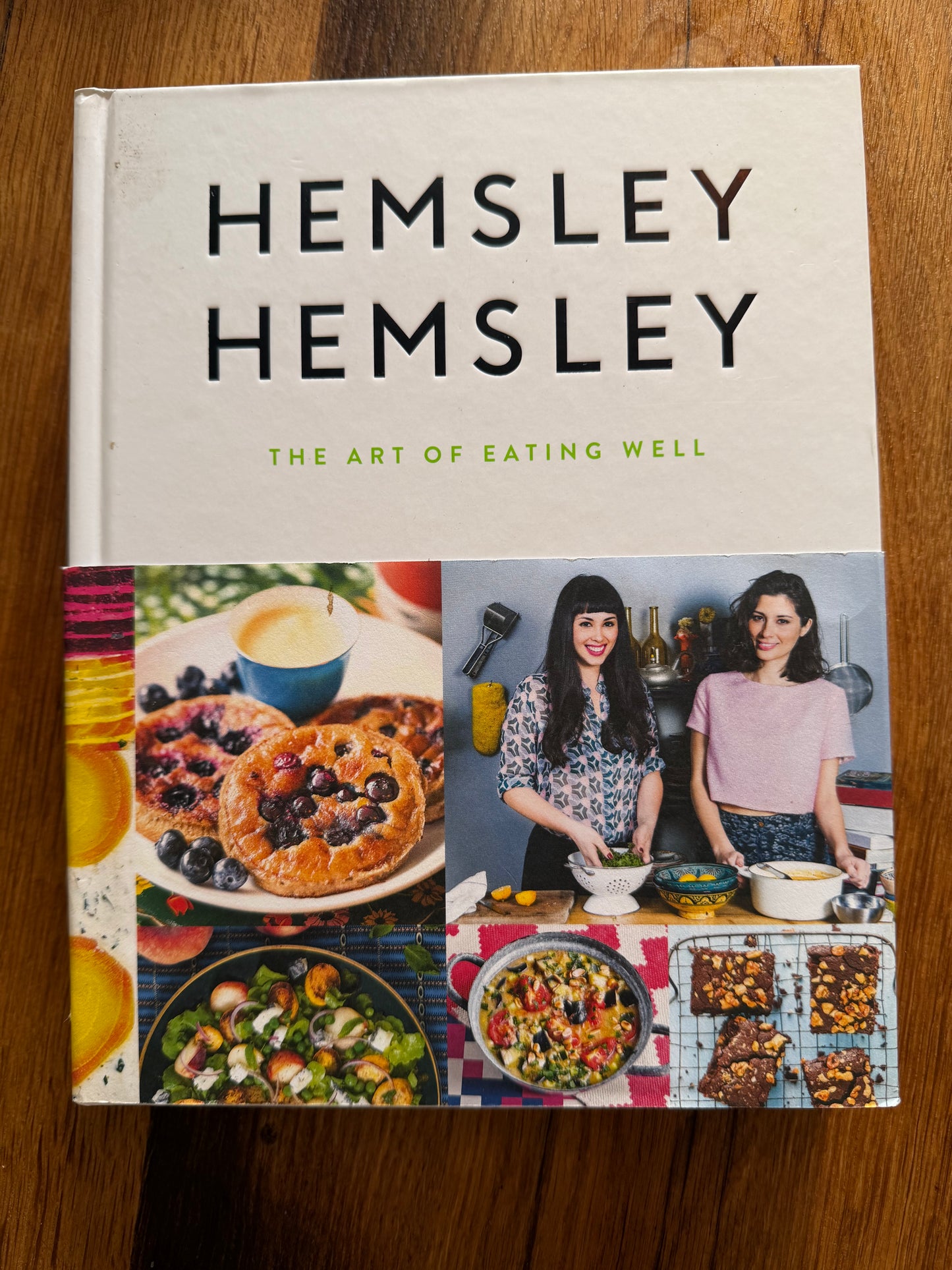 Hemsley + Hemsley - The Art of Eating Well (Second-Hand)